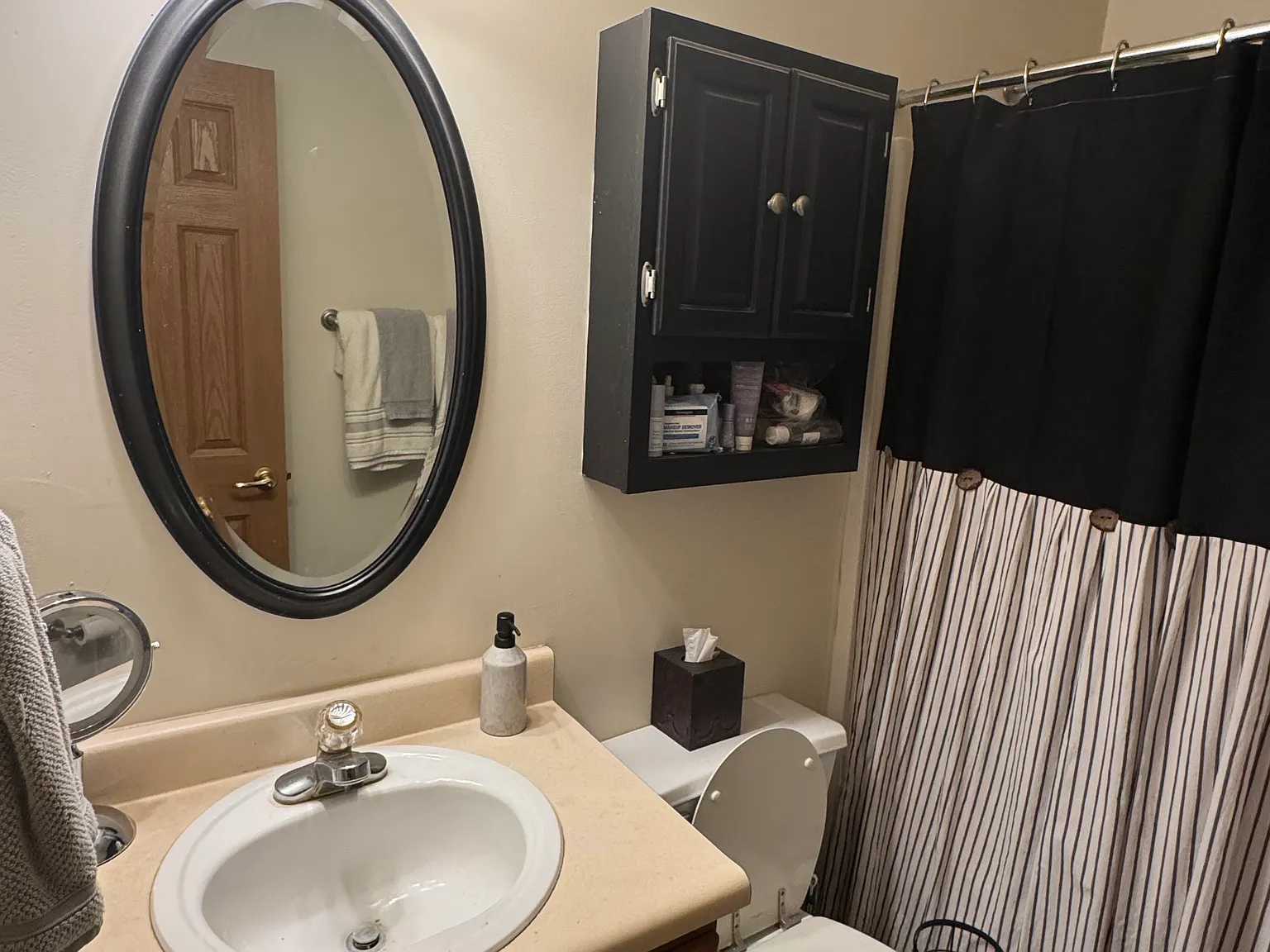 3 bed, 1202 sqft, $1,800 — Photo 4