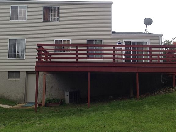 3rd image of 1534 King William Dr