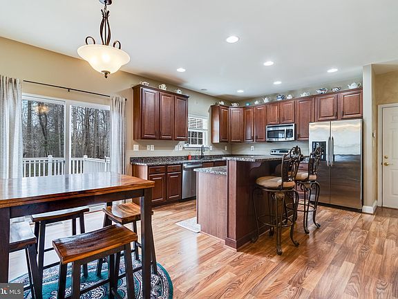2nd image of 2725 Carrington Ct