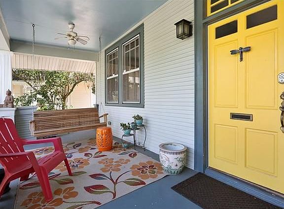 4th image of 4128 Fontainebleau Dr
