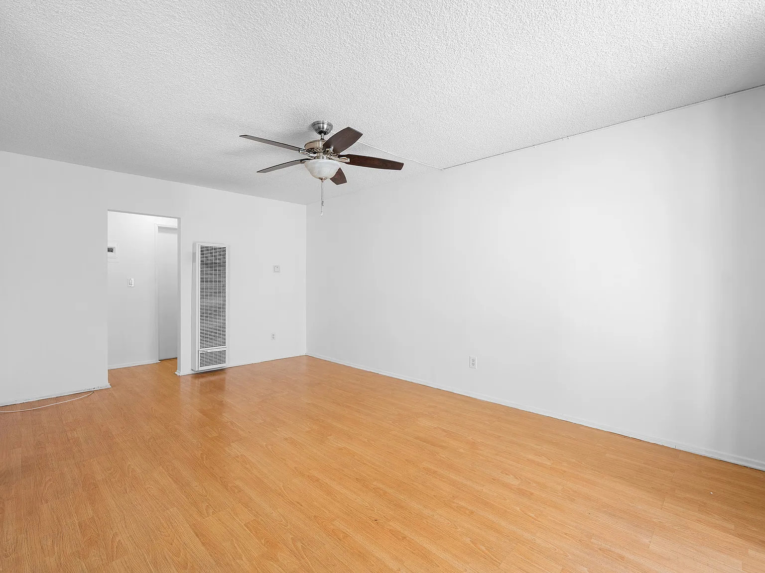 1 bed, 650 sqft, $1,950 — Photo 3