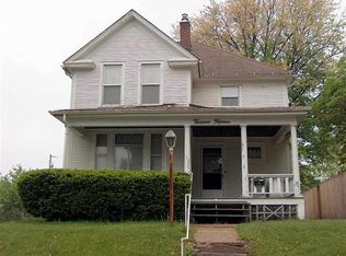 1315 W 17th St, Davenport, IA 52804