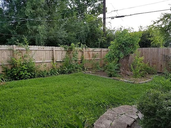 3rd image of 10306 Cathedral Dr