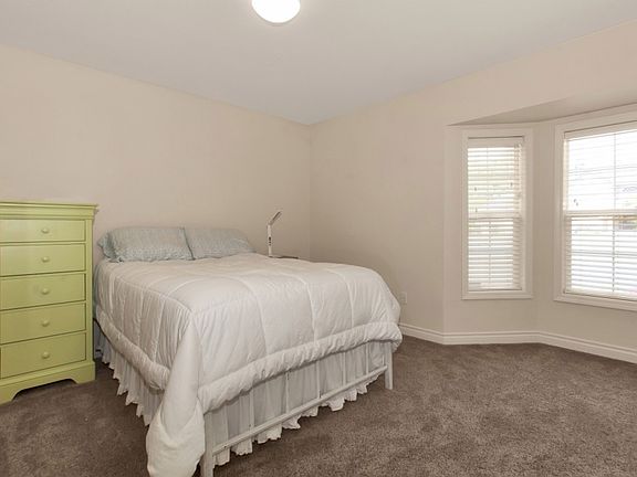 5th image of 2915 Benjamin Ct SE