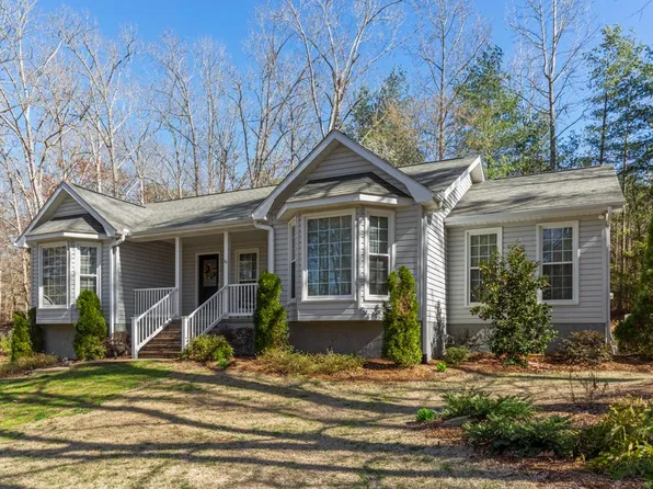 15071 Beacon Ridge Dr, Seneca, SC 29678