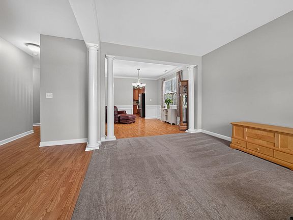 5th image of 5 E Smoketree Ct
