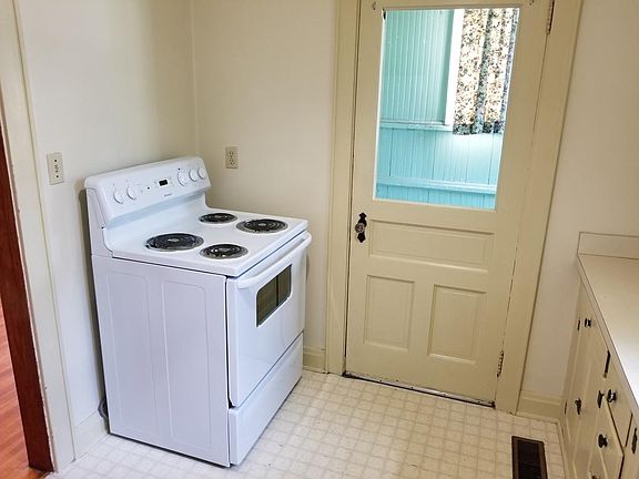4th image of 138 W California Ave #136