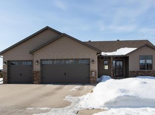 221 37th Ave E, West Fargo, ND 58078