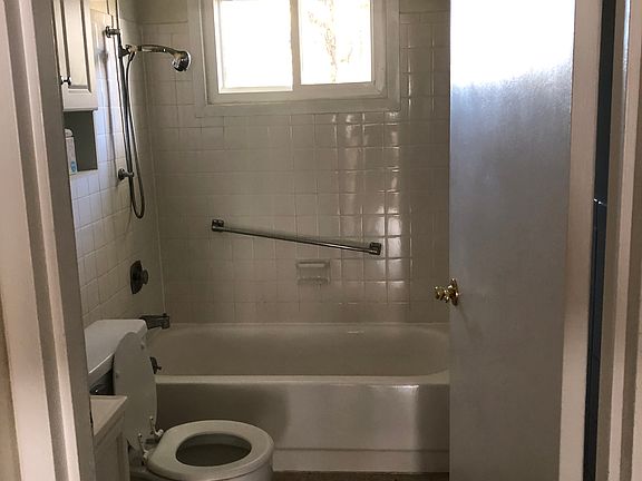 4th image of 34 Texas Blvd