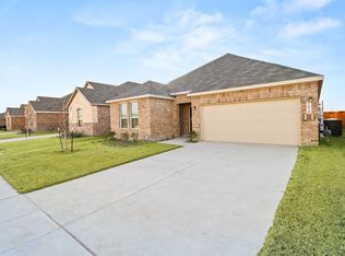 1016 Flameleaf Dr, Princeton, TX 75407
