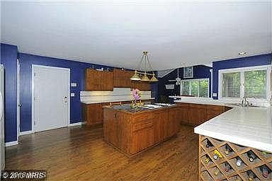 5th image of 1688 Kingsbridge Ct