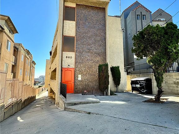 3rd image of 860 N Bunker Hill Ave APT 8