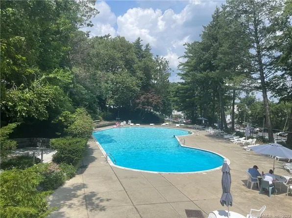 91 Strawberry Hill Avenue #122, Stamford, CT 06902