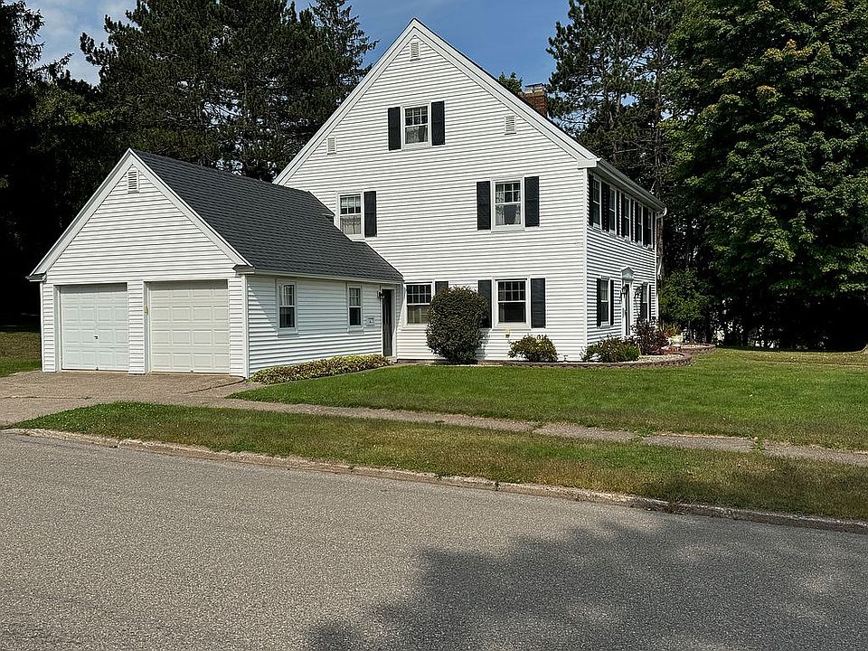 1st image of 208 N 8th Ave