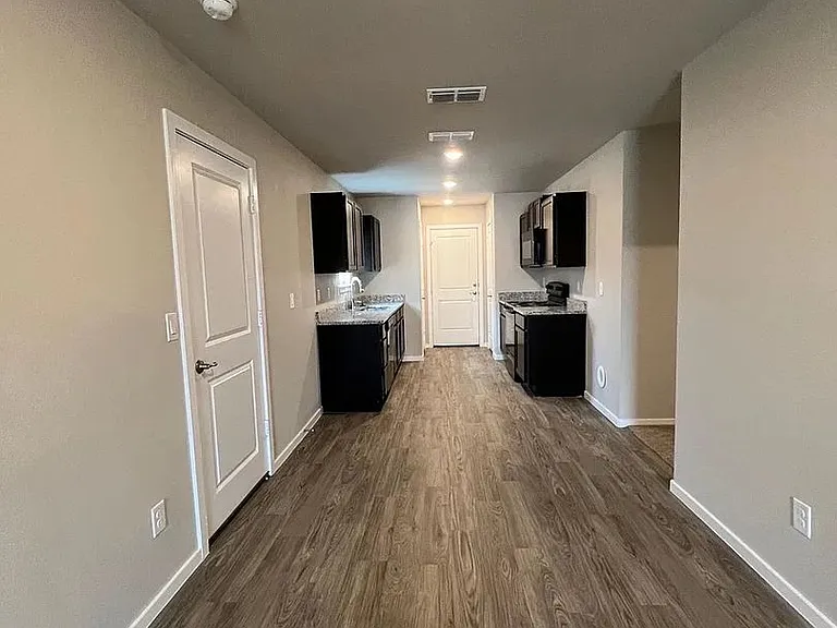 9705 Trenton Ave — Photo 1