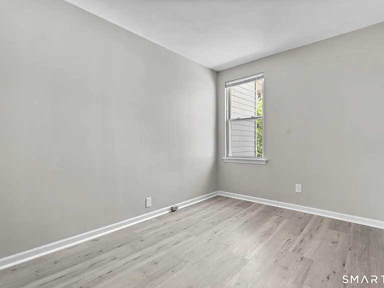 106 Birch St #7 — Photo 5
