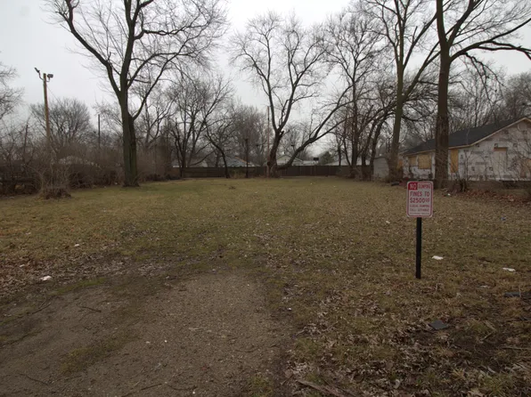 3225 S Lyons Ave, Indianapolis, IN 46221