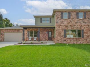 19 Adderly Ln, Millstadt, IL 62260