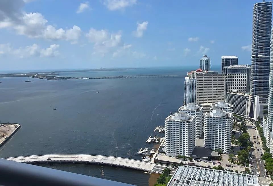 495 Brickell Ave #4205