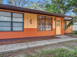 1800 Poinsettia Ave APT B, Tarpon Springs, FL 34689