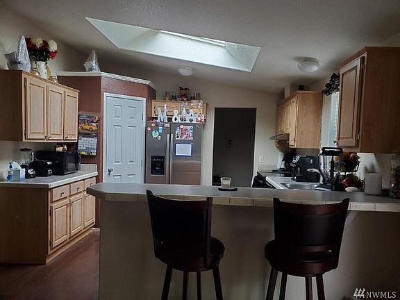 4th image of 7422 154th St E #5