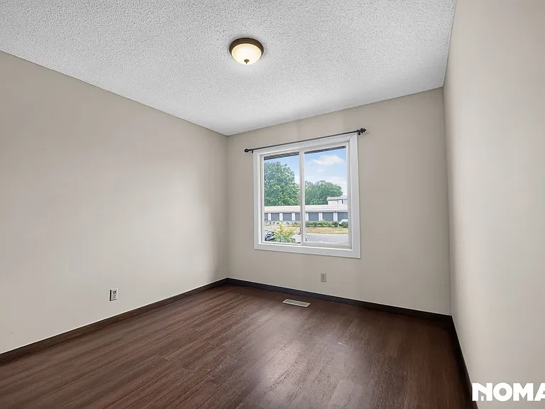 9720 Pleasant Ave S — Photo 27