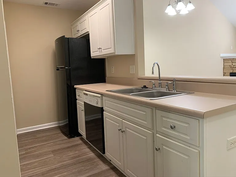 410 Northrop Pl — Photo 17