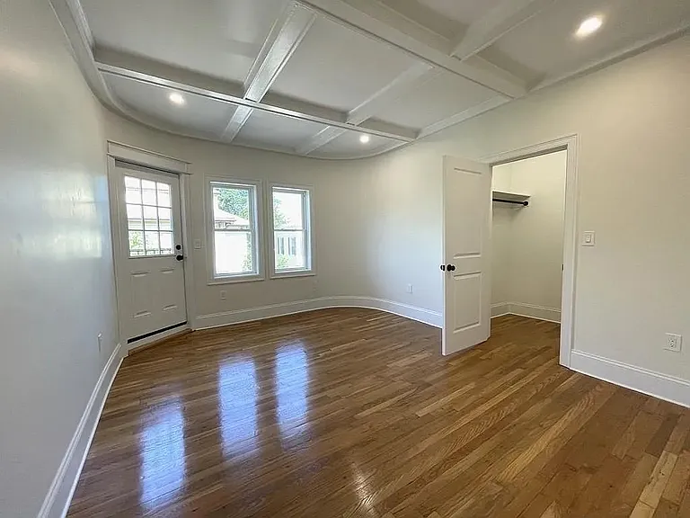 14 Weld Ave #2 — Photo 16