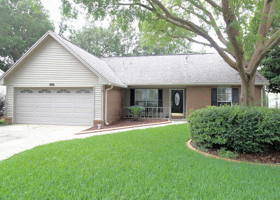 1st image of 4496 Parkwood Ln