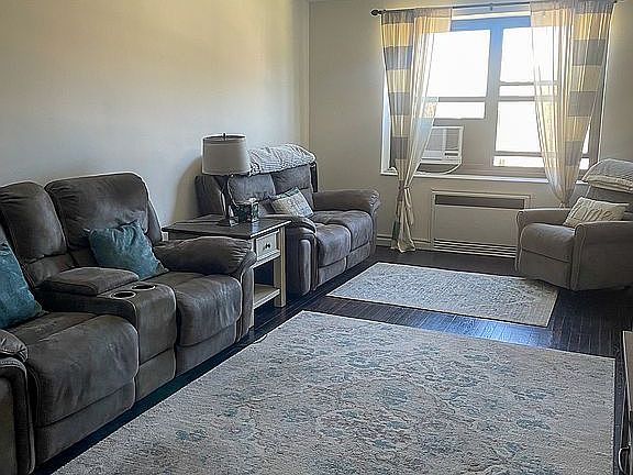 5th image of 75-40 Bell Blvd Unit 2N