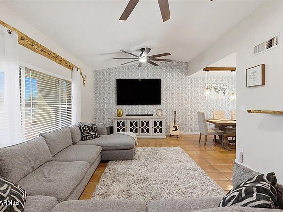 5th image of 2424 W REDFIELD Road