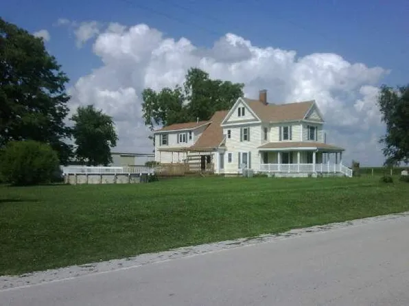 282 E Andrews Street Rd, Macon, IL 62544