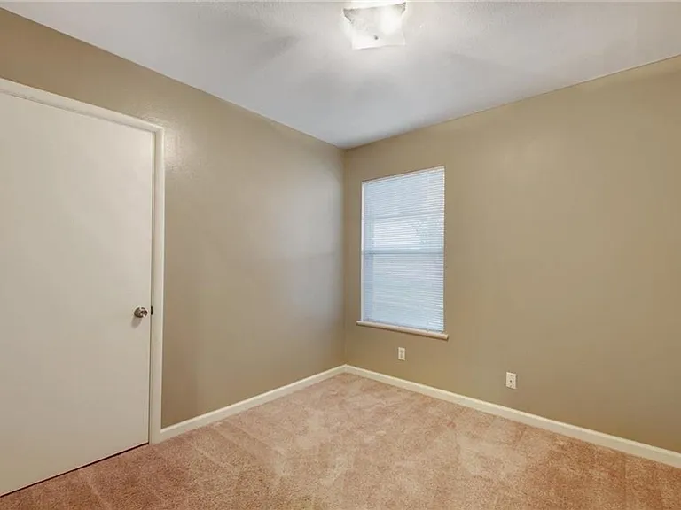 607 Bellevue Pl #A — Photo 19