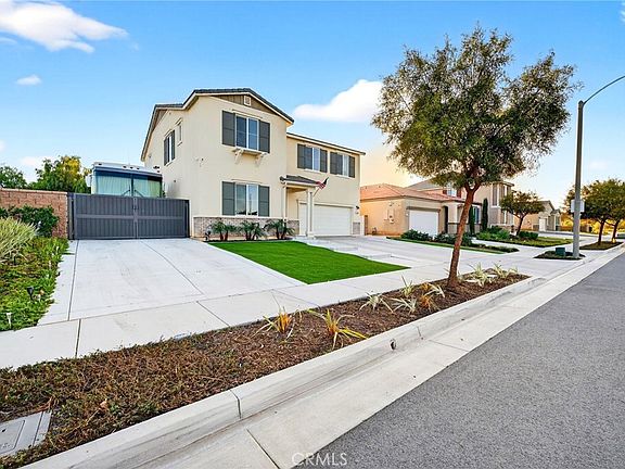 3rd image of 27049 Maltese Way