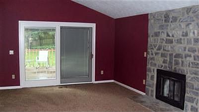 3rd image of 7167 Honeywood Ct