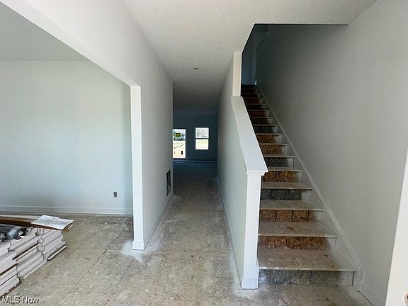 3rd image of 381 Jonagold Dr NE