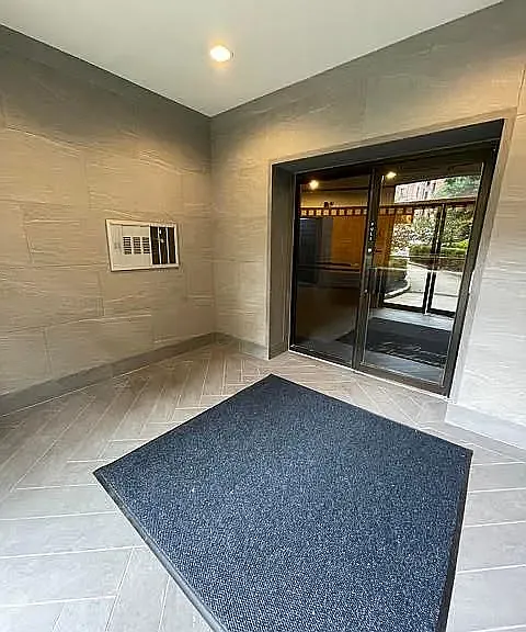 1 Broad Pkwy #4P — Photo 6
