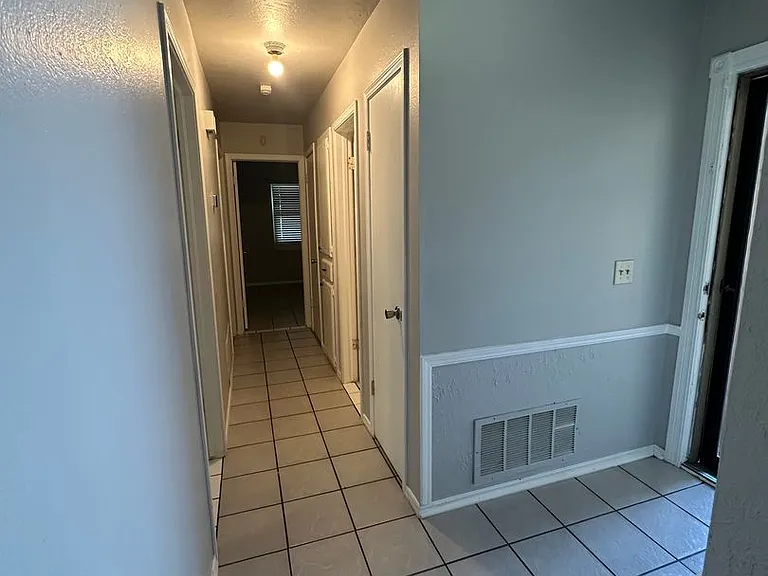 312 S Avery Dr — Photo 41
