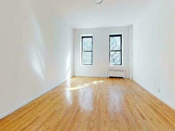 2nd image of 1473 1st Ave APT 2B
