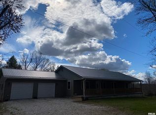 313 N Charles St, Arenzville, IL 62611