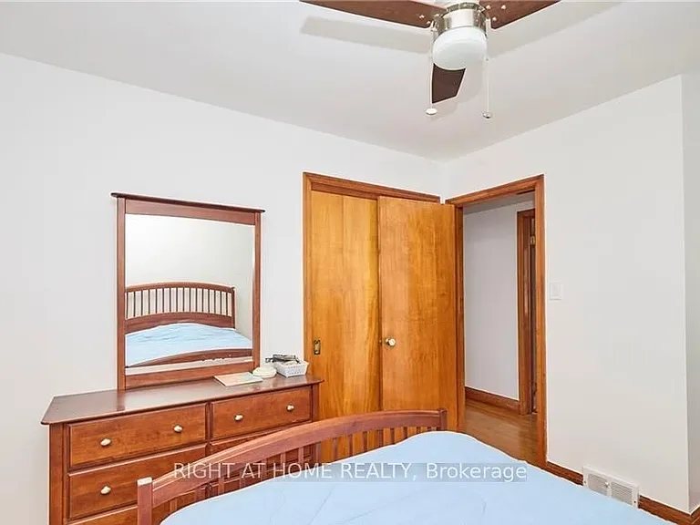 6357 Dorchester Rd — Photo 14
