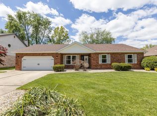 241 Papillon Dr, Swansea, IL