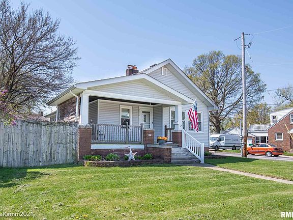 2nd image of 2010 W Callender Ave