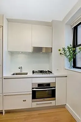 Rented by Corcoran | media 31