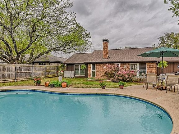 3rd image of 5706 Valley Meadow Dr