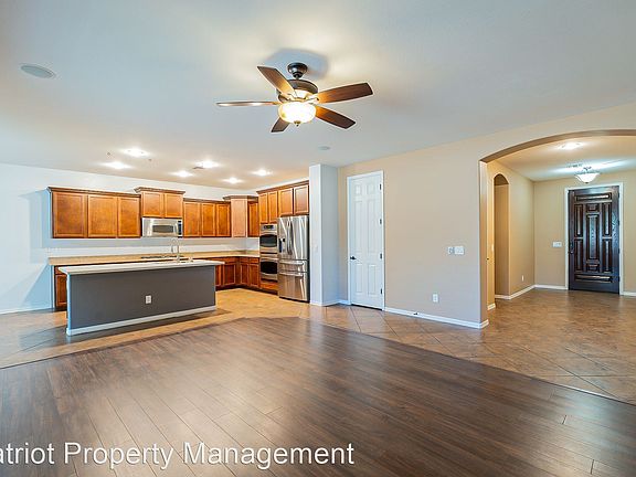 5th image of 2726 E Sourwood Dr