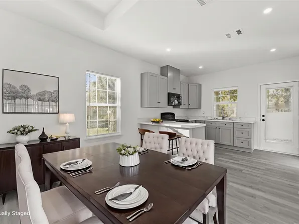 6206 Anderson St, Texas City, TX 77591