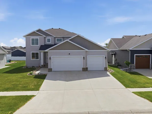 8850 Meadowlark Pkwy, Horace, ND 58047