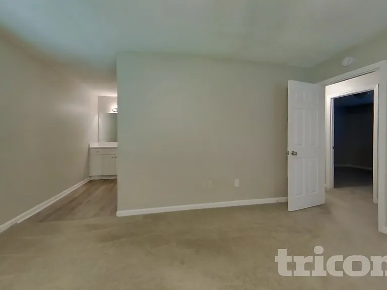 4486 Lindsey Dr — Photo 8