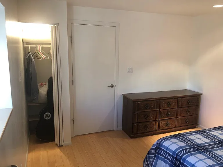 110 W Hill Ave — Photo 8
